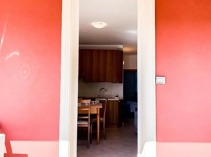 La Casa Rossa - Affitti Brevi Italia * Rímini